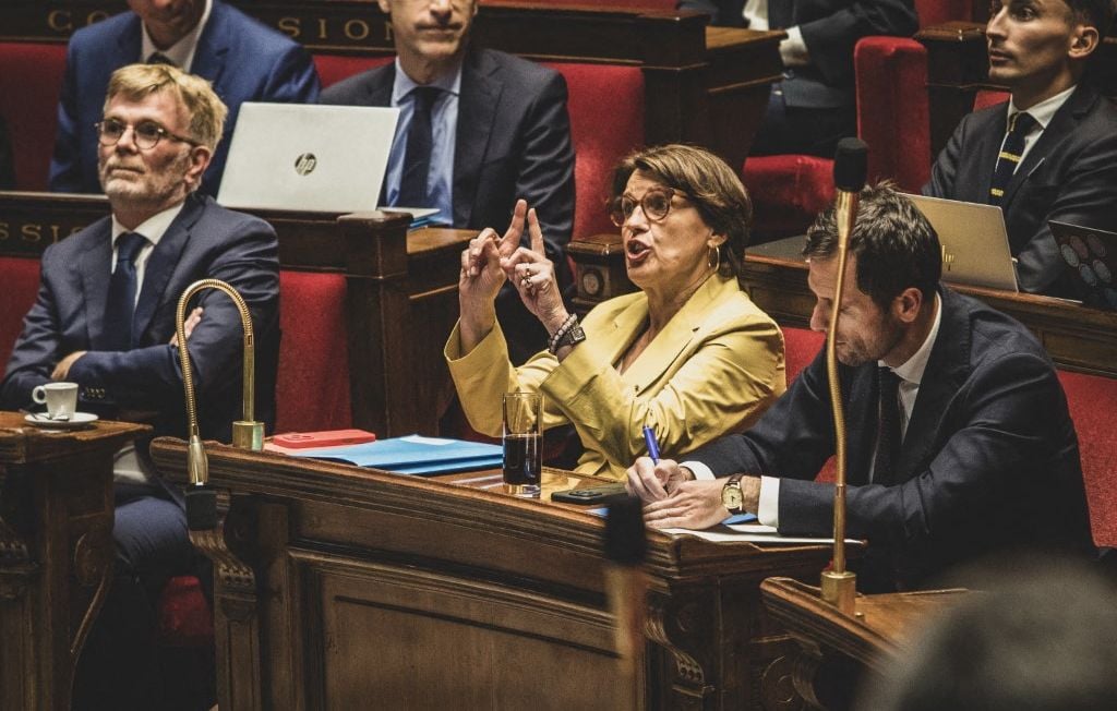 Al final de una sesión ridícula, la Asamblea adopta la posibilidad de reintroducir dos pesticidas Al final de una sesión ridícula, la Asamblea adopta la posibilidad de reintroducir dos pesticidas